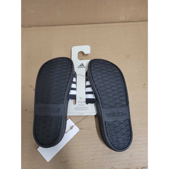 NWT adidas Adeletti Comfort Slide Sandals Black White Men’s 5 / Women’s 6 - Picture 4 of 5